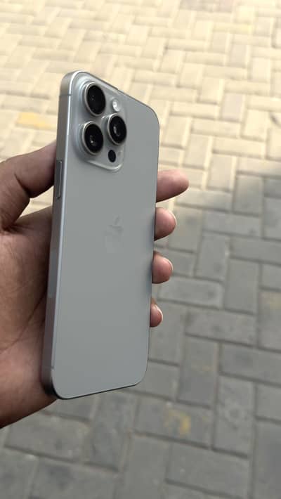 Apple iPhone 15 Pro Max