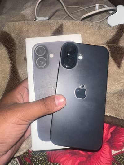 Apple iPhone 16