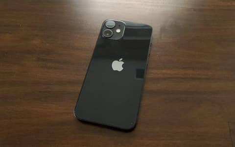 Apple iPhone 12 64GB - Excellent Condition
