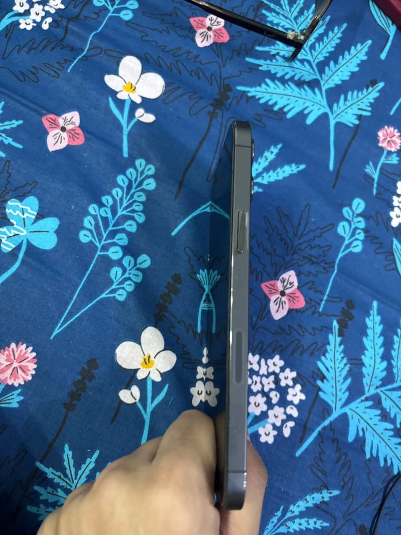 Apple iPhone 12 Pro Max 5