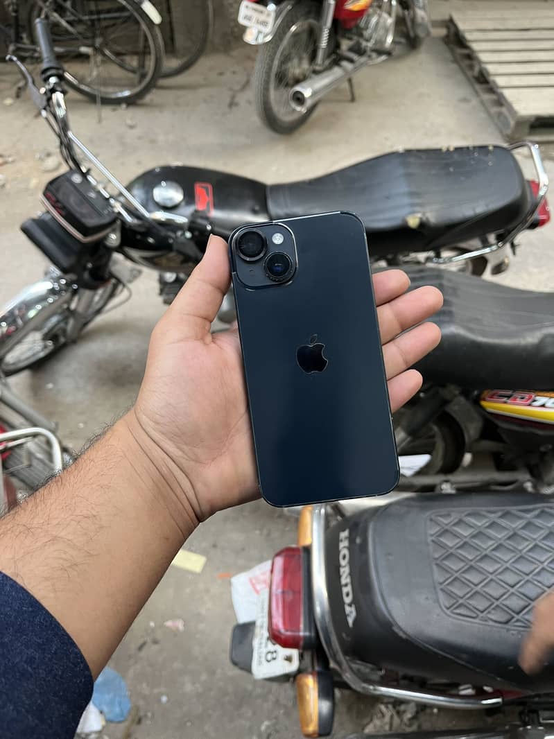 Apple iPhone 14 6