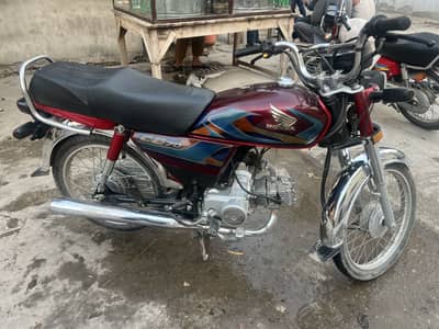 Cd 70 5585 km driven