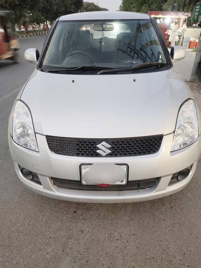Suzuki Swift DLX 2016 (03247607332)