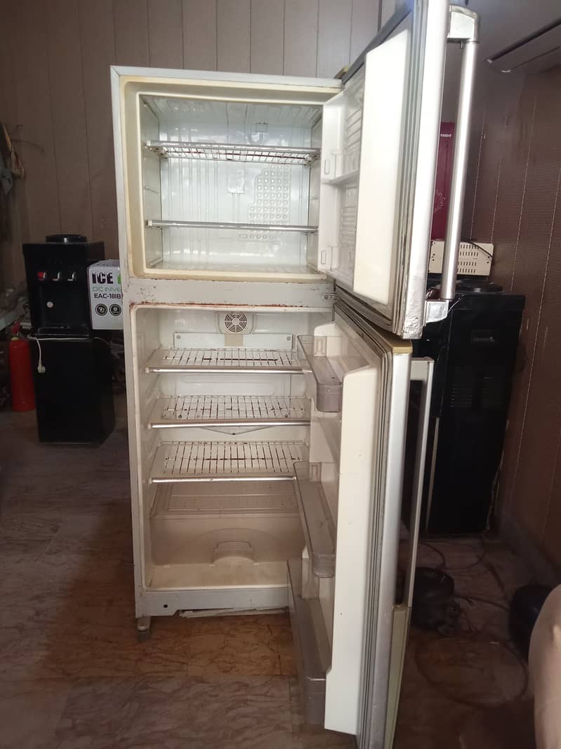 Dawlance Refrigerator 1