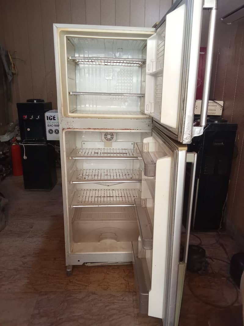 Dawlance Refrigerator 2