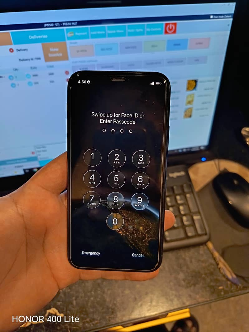 Apple iPhone 11 Pro 1