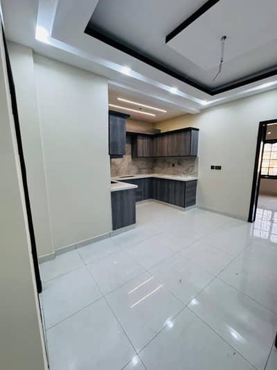 Flat For Sale Khalid bin Waleed road Second Floor 3 Bed Lounge