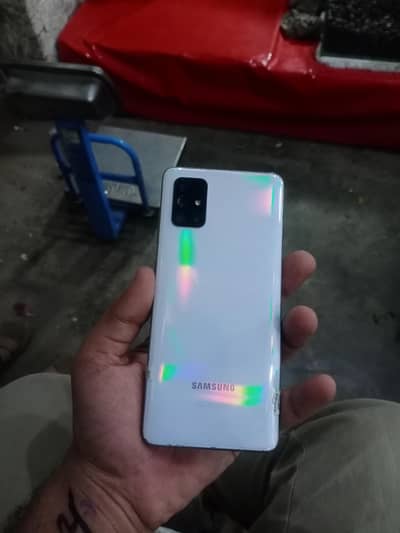Samsung Mobile A71   03157602976