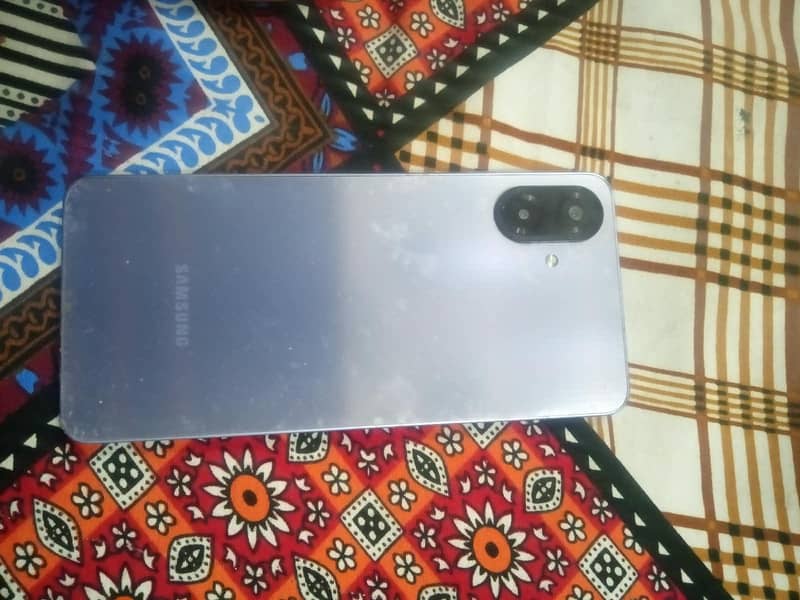 Samsung Mobile A7 0