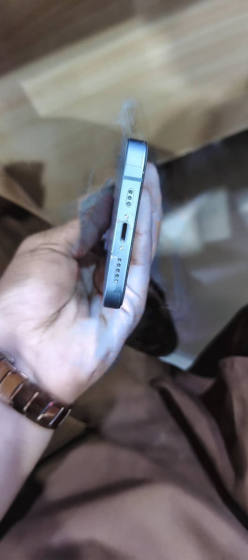 Apple iPhone 14 4