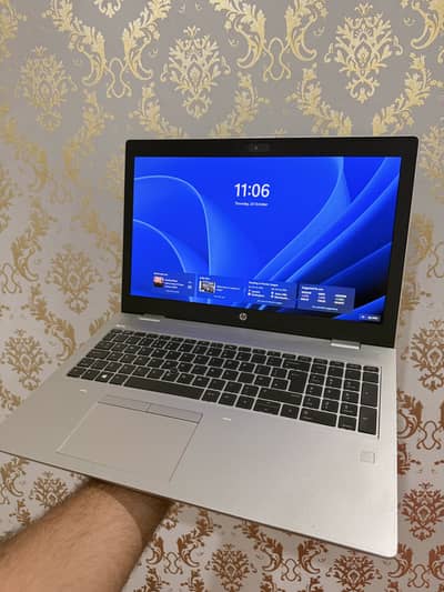 Hp G5 Core i5 8th Gen - 256Gb Nvme - 8Gb ram - 15.6" inch FHD Display
