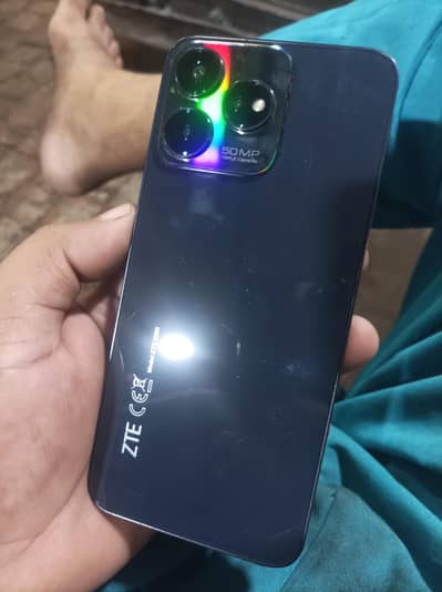 Zte Blade V50 4+4/256 official pta aprov