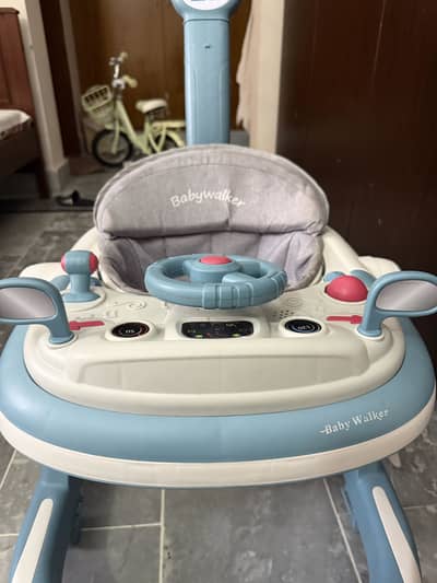 Branded baby walker 2 in 1 from Al-Fatah