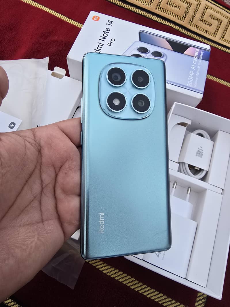 Xiaomi Redmi Note 14 Pro 0