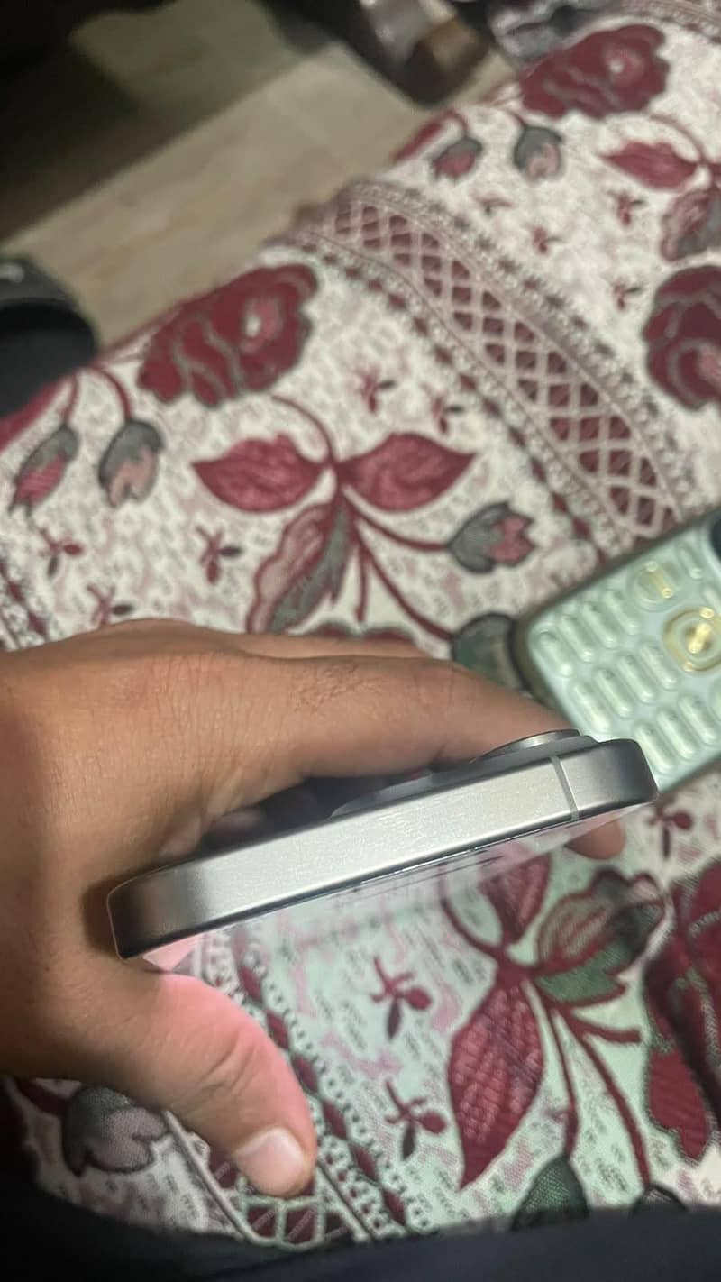 iPhone 15 Pro nonpta 1