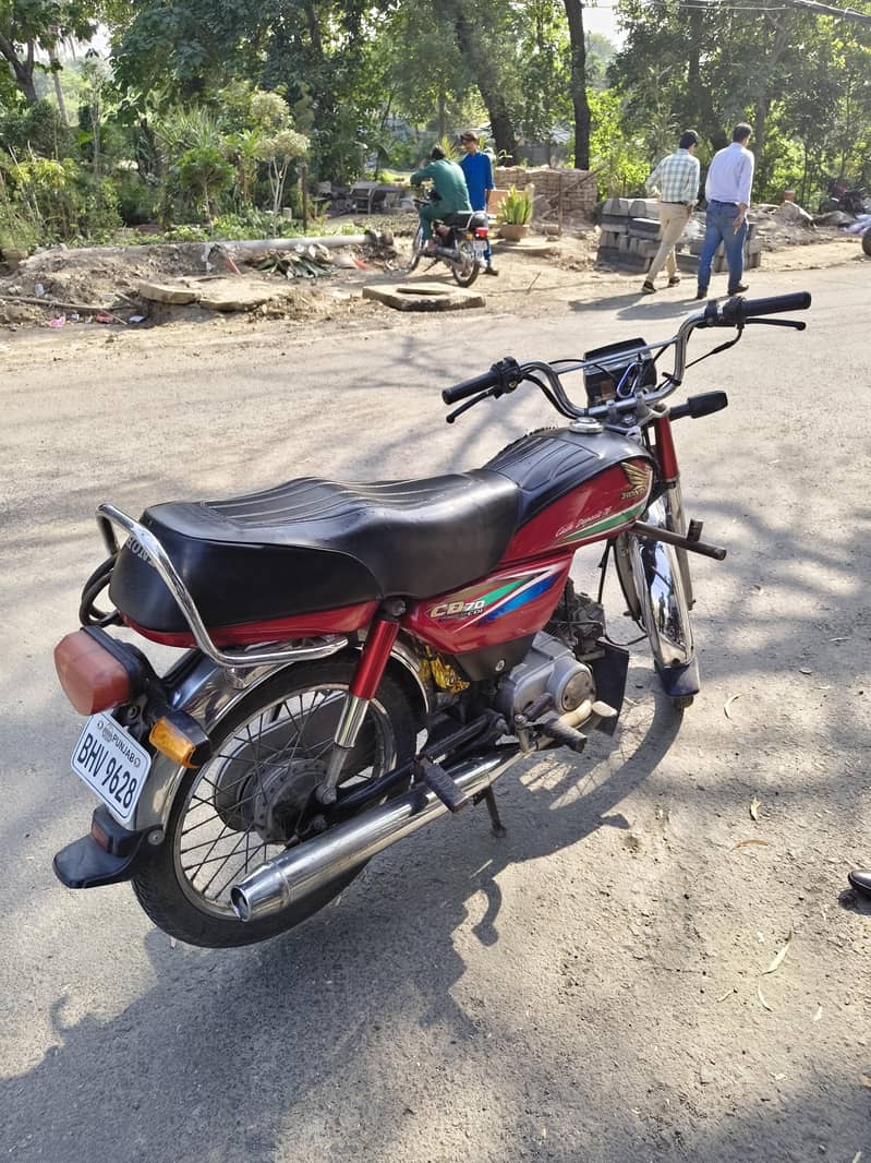 Honda CD70 2016 1