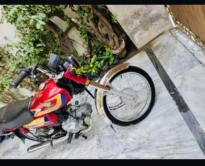 CD-70  new bike just 1400 driven