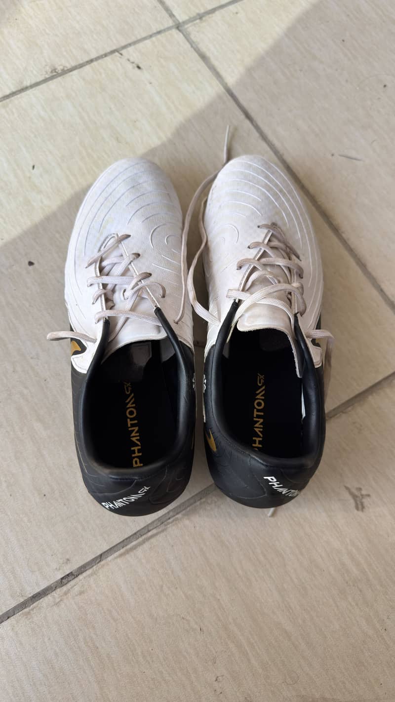 Nike phantom 5