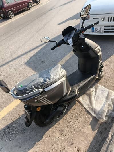 Revoo E  bike