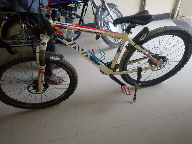 Italian Brand JAVA mountain bike. 3