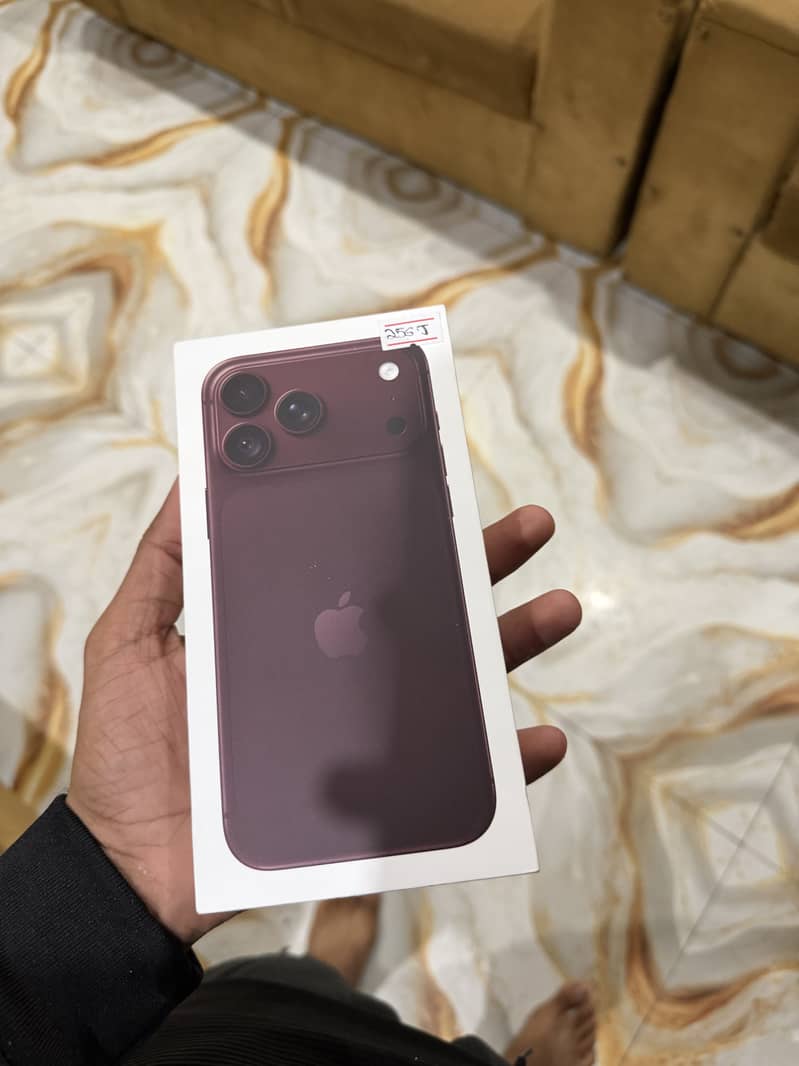 Apple iPhone 18 Pro Max 0