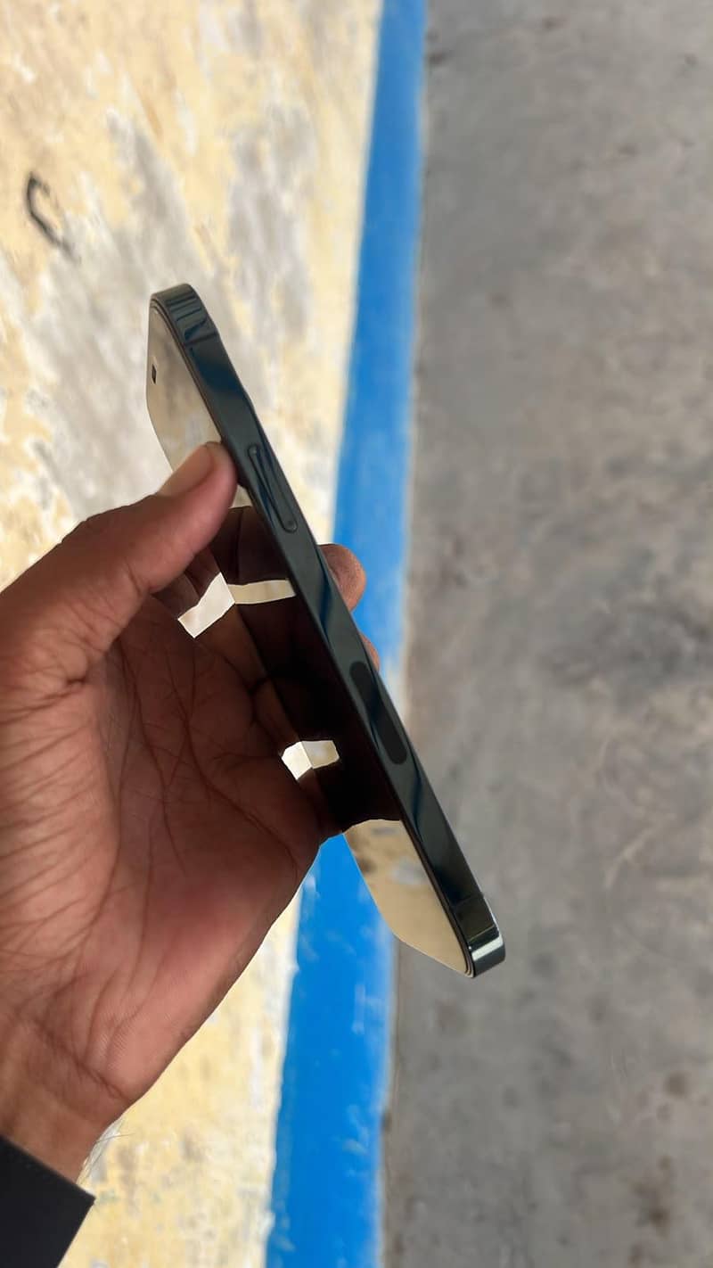 Apple iPhone 12 Pro 5