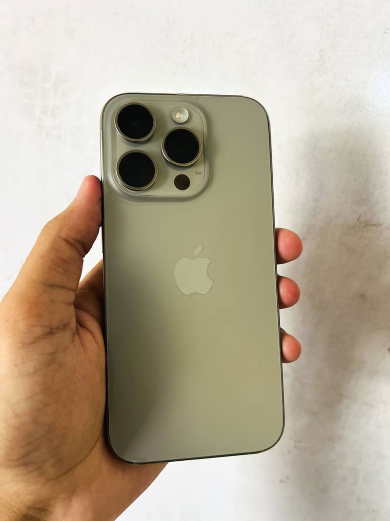 Apple iPhone 15 Pro 1