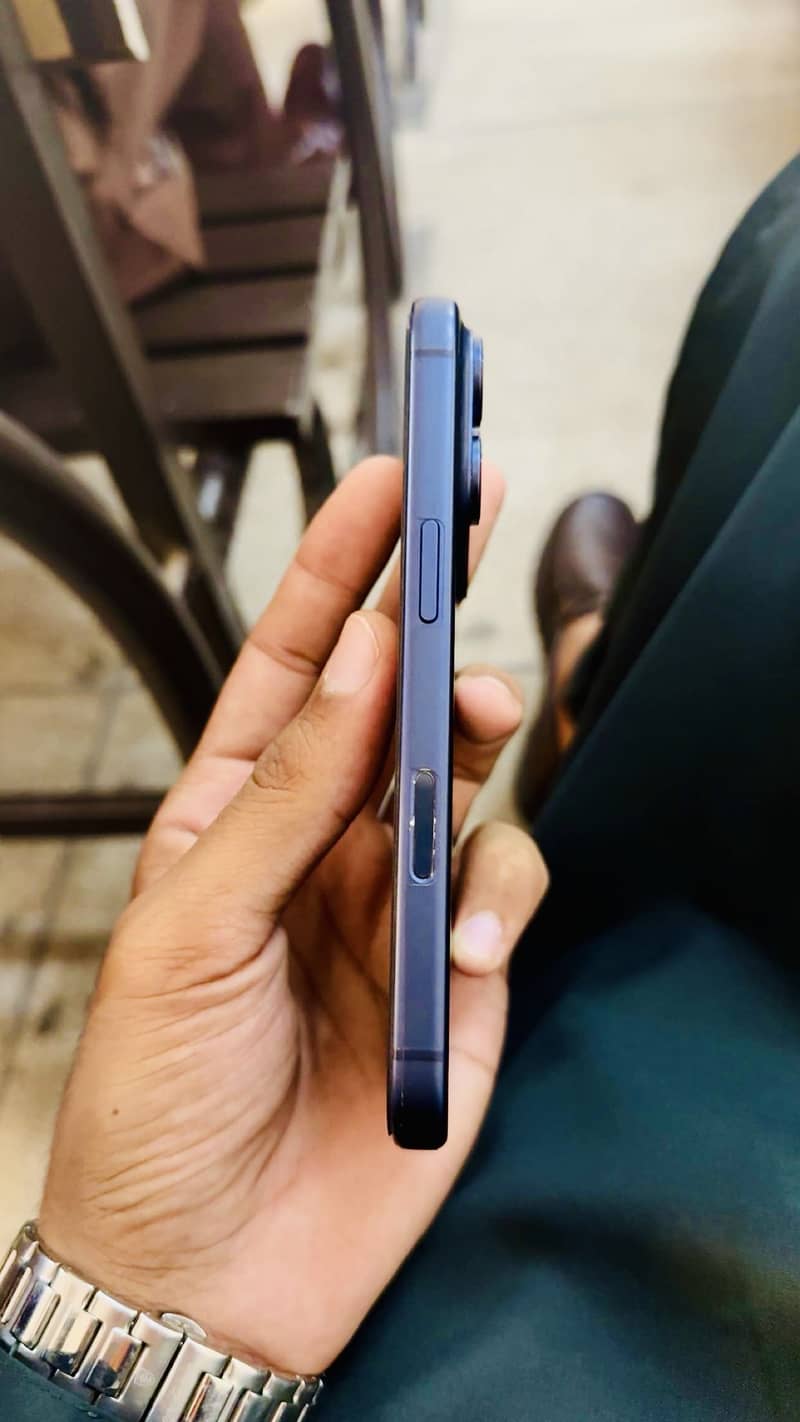 Apple iPhone 17 Pro 1