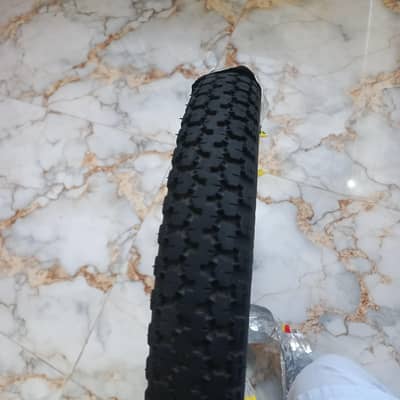 26 model 125 genuine tyre
