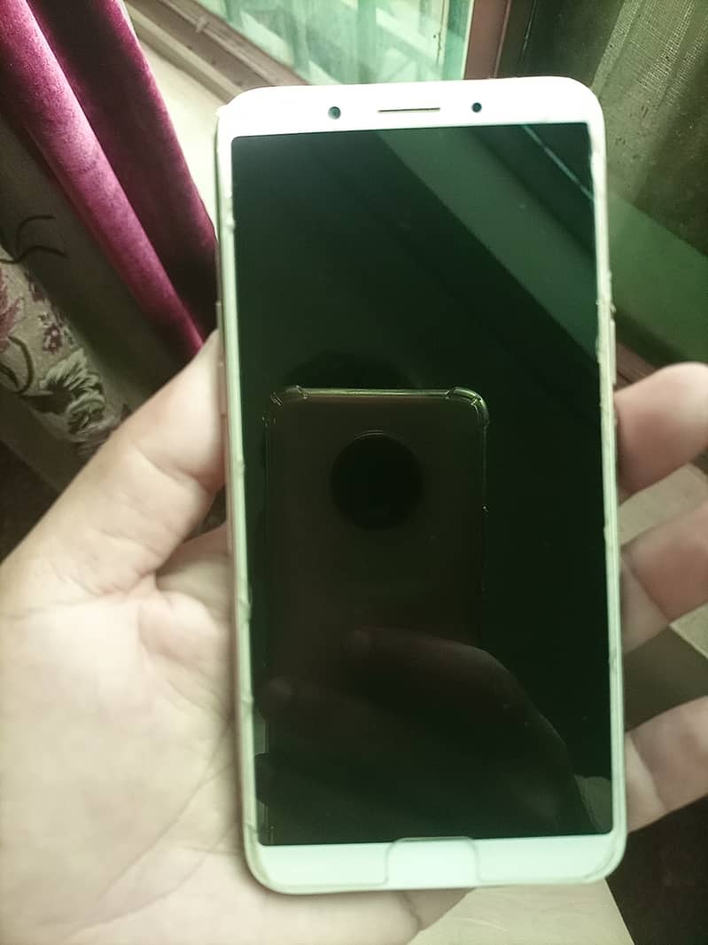 OPPO A-83 4