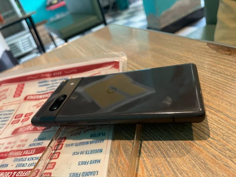 Google Pixel 7a 3