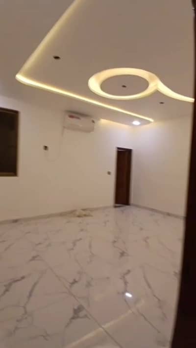 New 240 Yards 3rd Floor Portion WIth Roof For Sale In Gulshan Block 1