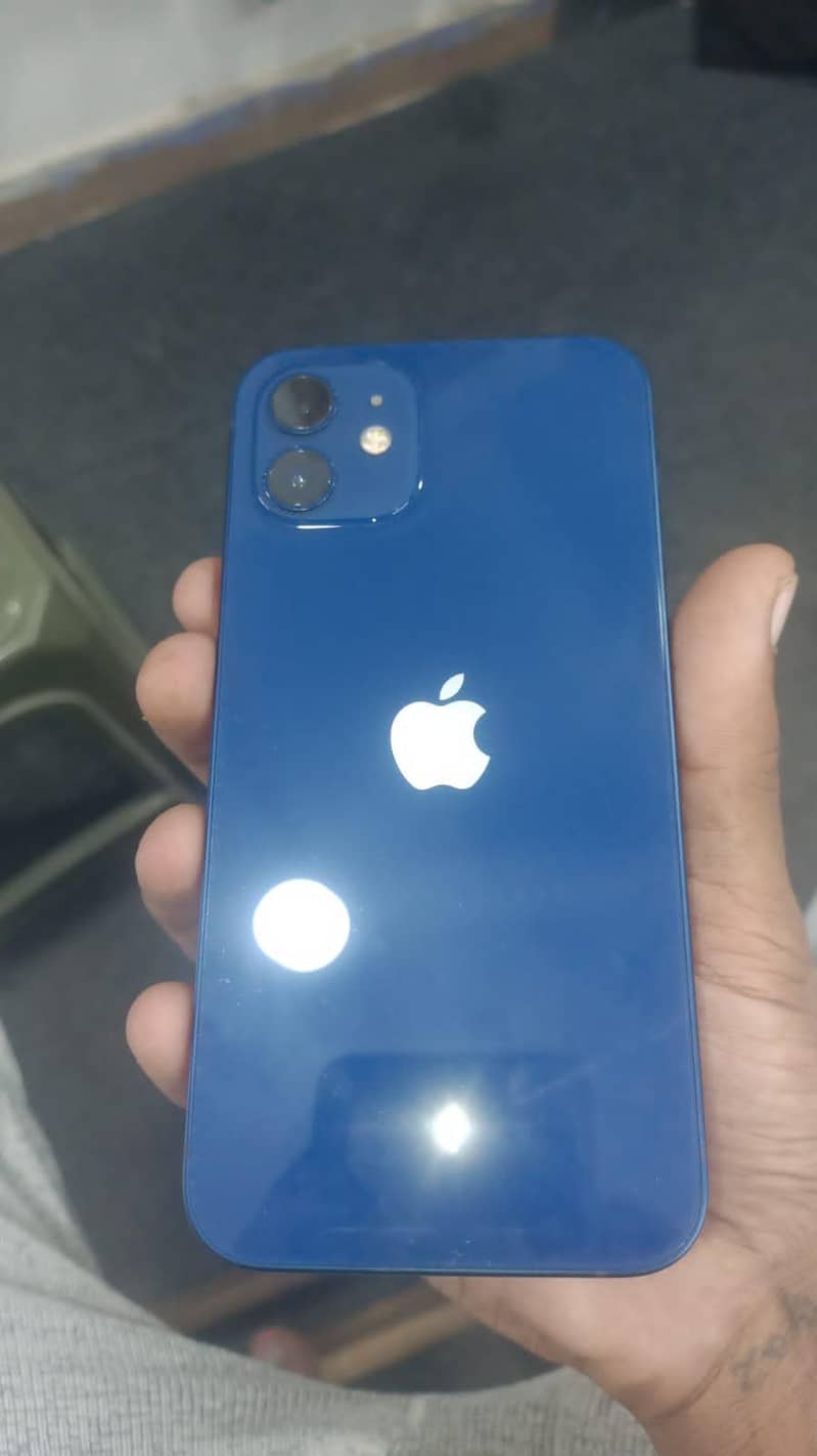 Apple iPhone 12 2