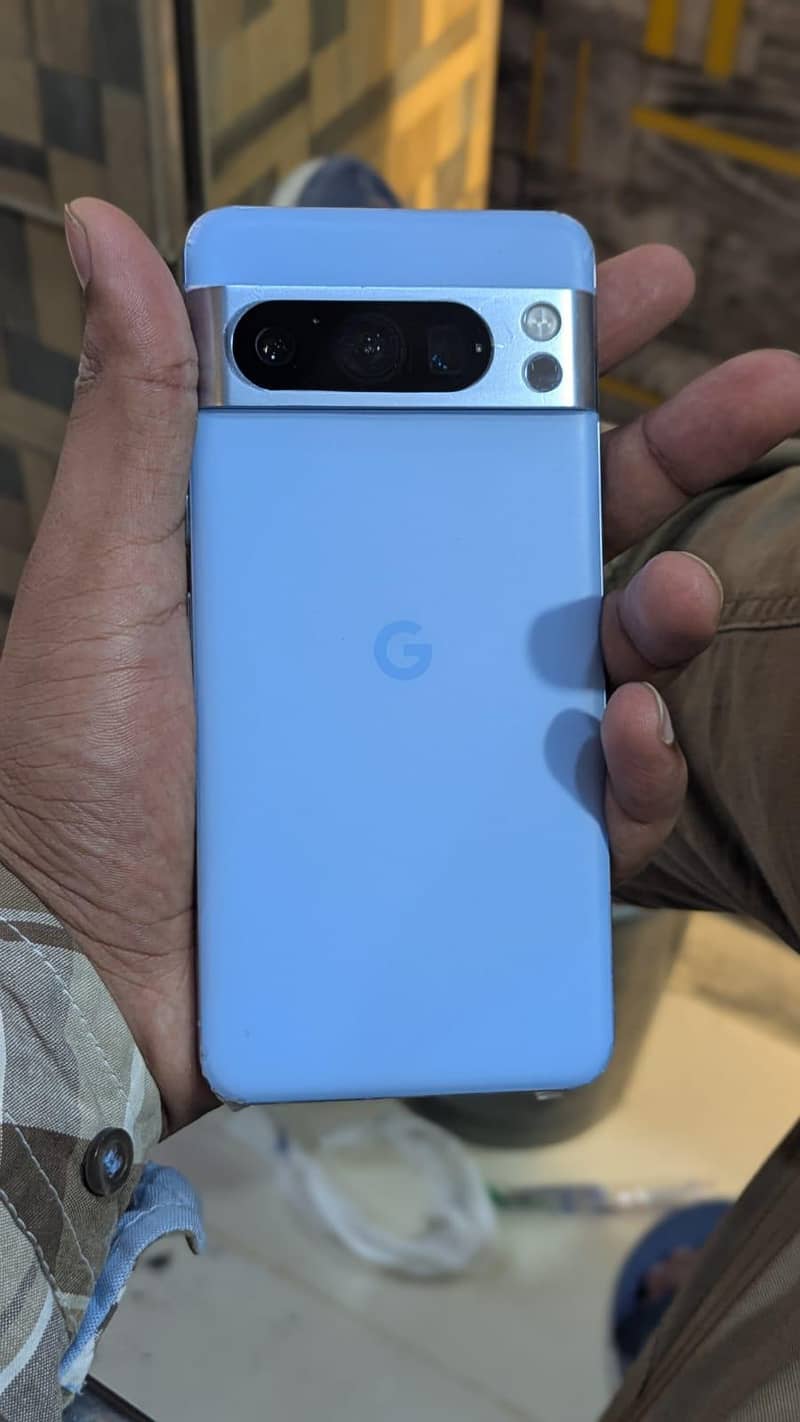 Google Pixel 8 Pro 14