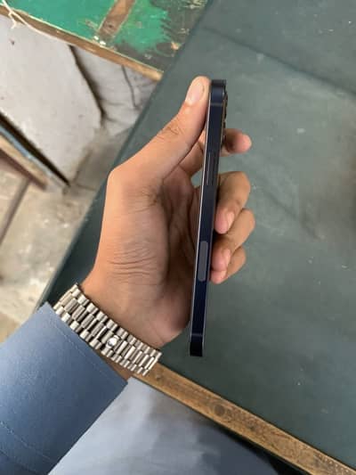 iPhone 12 PTA approved