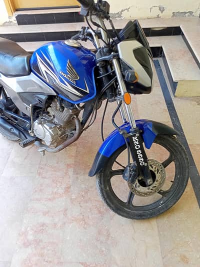Honda 125 CBF
