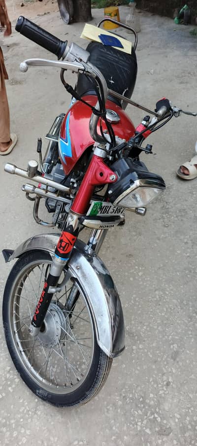 CD 70 for sale