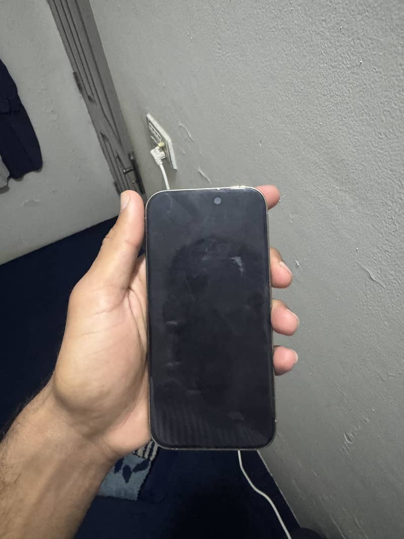 Apple iPhone 14 Pro 9