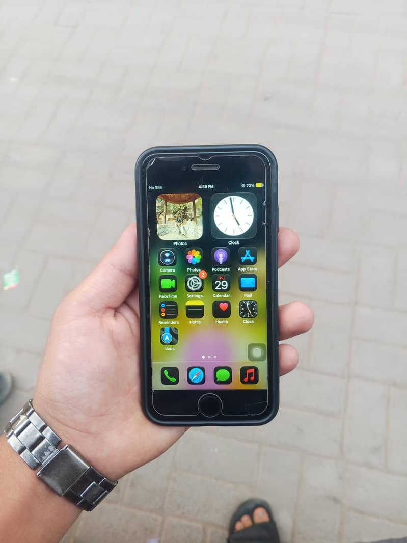 Apple iPhone SE 2 0