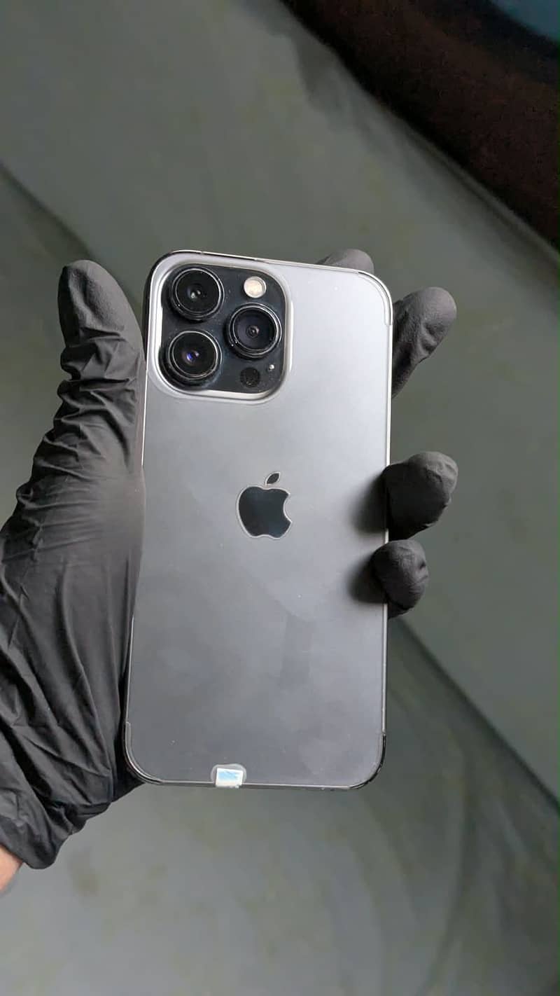 Apple iPhone 13 Pro 0