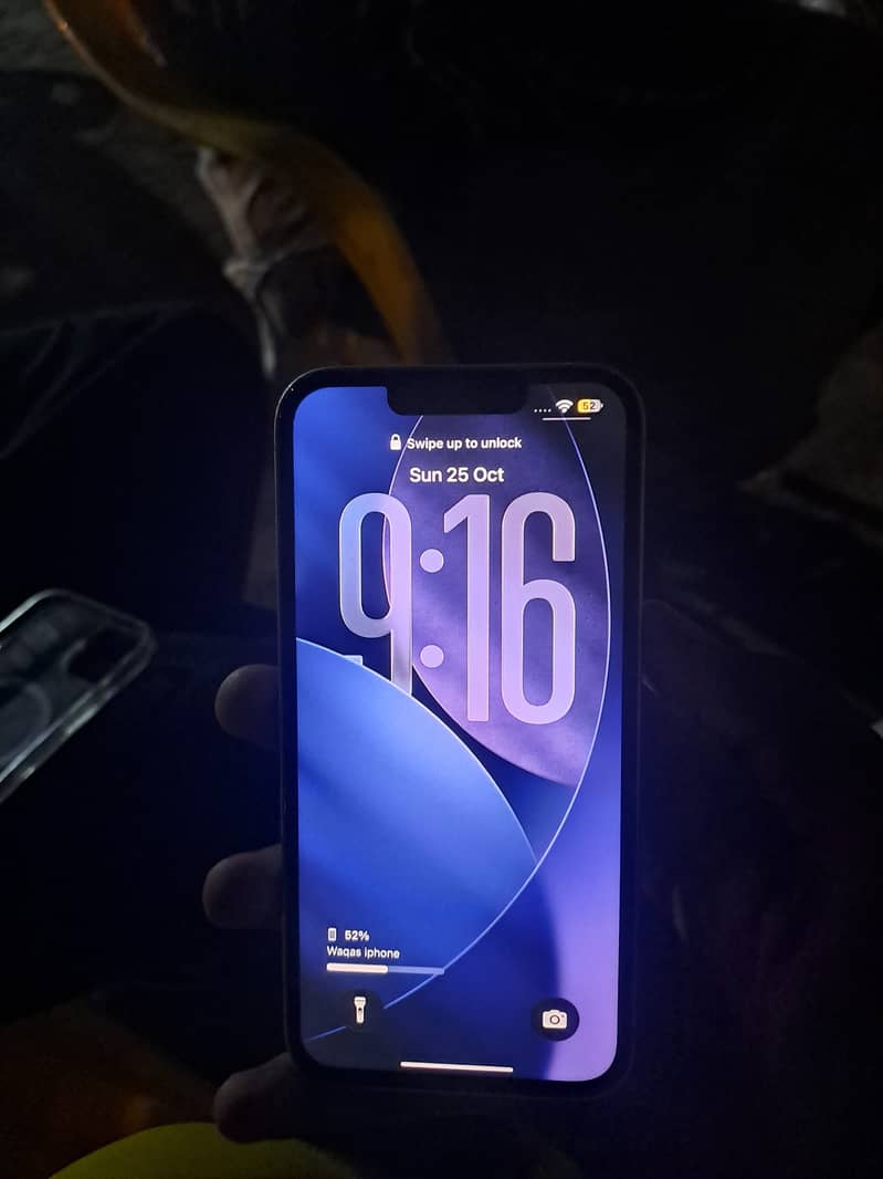 Apple iPhone 13 jv 1