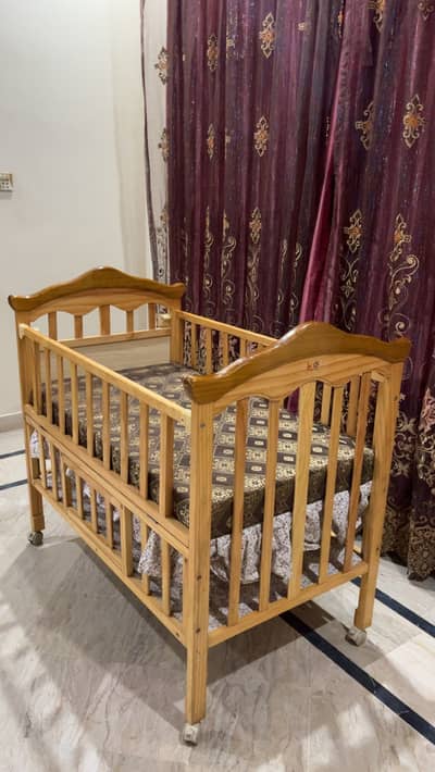 Baby cot/ Baby bed with mattress