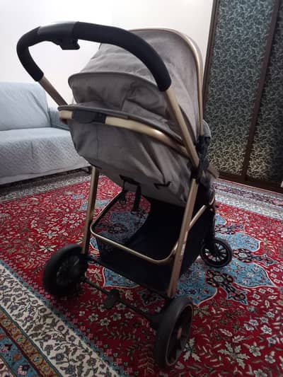eBaby Stroller almost new in excellent condition for sale.