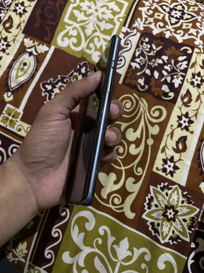 One Plus 8 5G 6