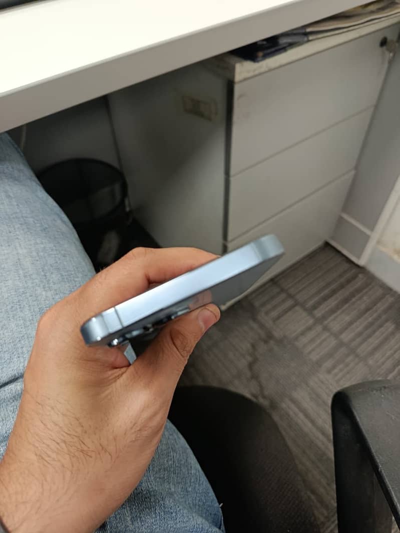 Apple iPhone 13 Pro Max 1
