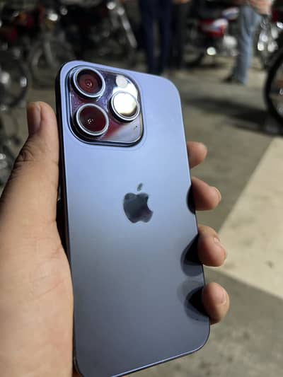 Apple iPhone 15 Pro