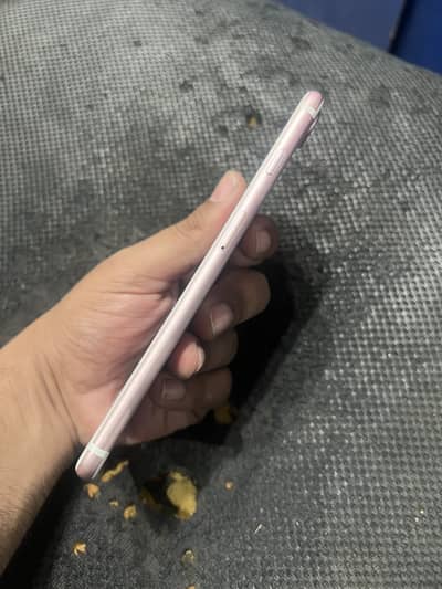 7 plus rose gold 128 gb pta approved camera 1x not working