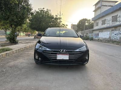 Hyundai Elantra 2022