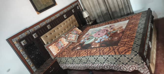 King Size Bed For Sale With Metress
