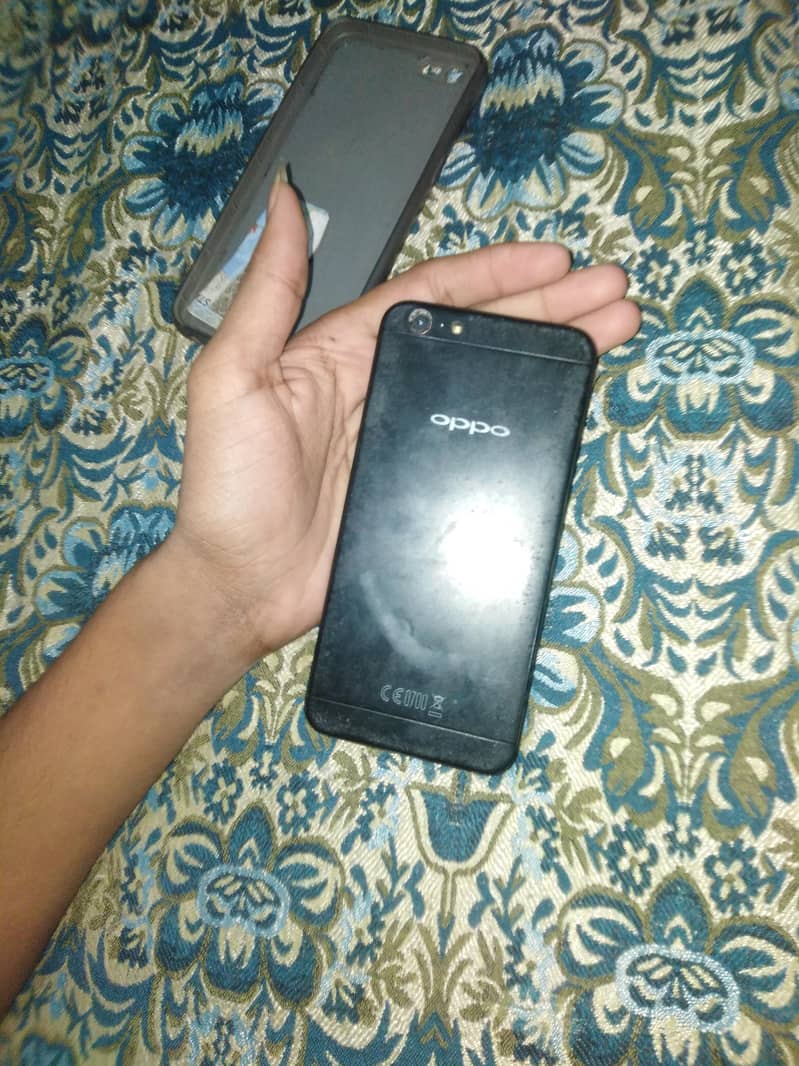 OPPO A57 1